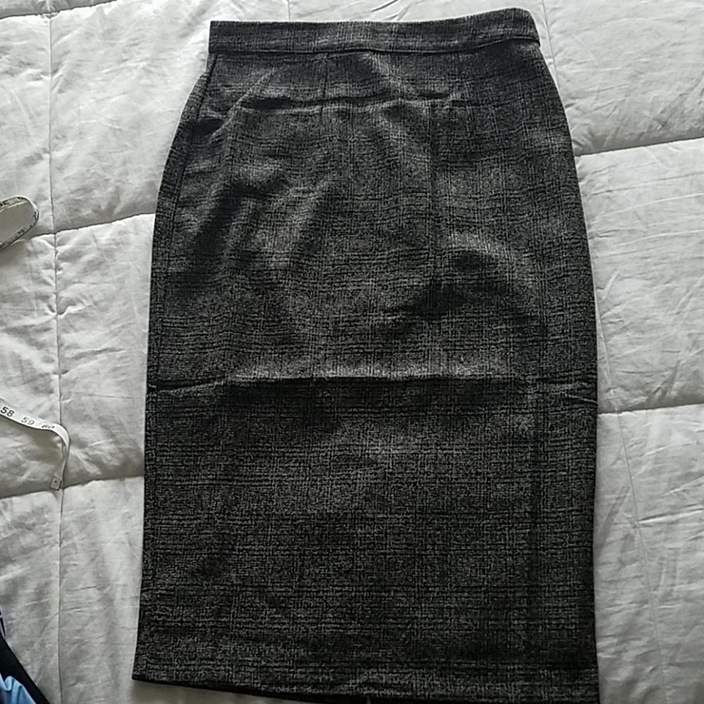Micheline Pitt gray pencil skirt
